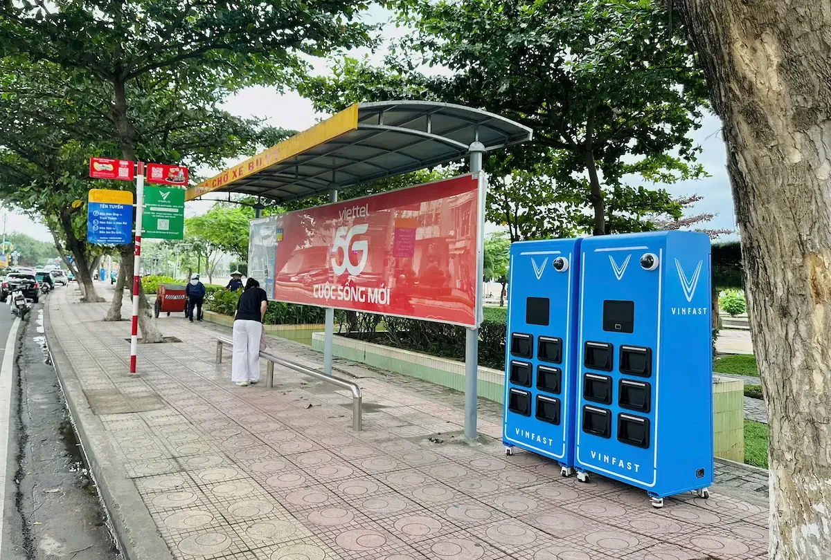 Pin Và Trạm Sạc Xe Máy Điện