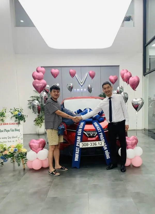 hinh anh giao xe vf 1